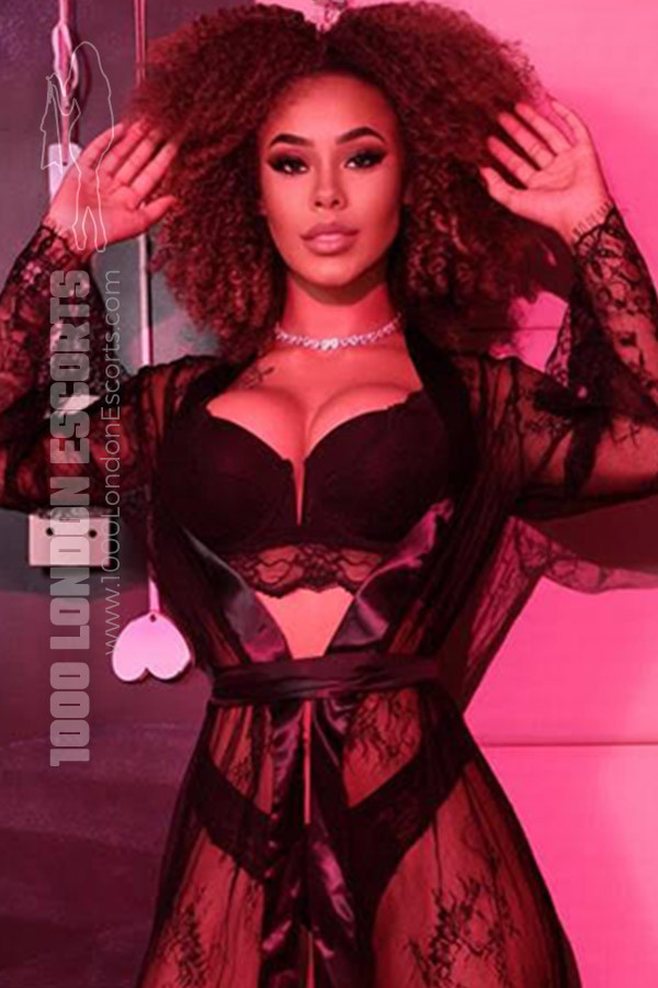 34D Ebony London Escort