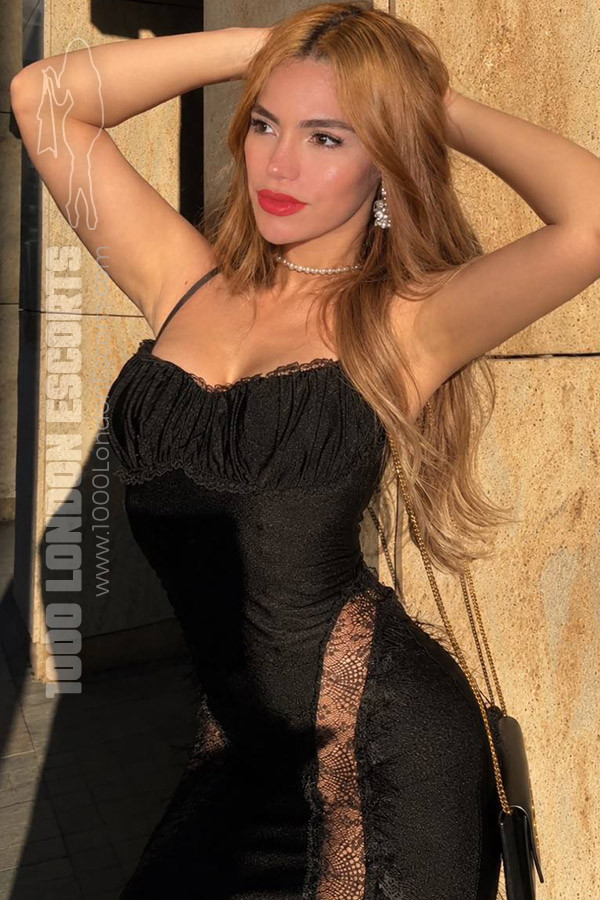 32B Stepmom London Escort