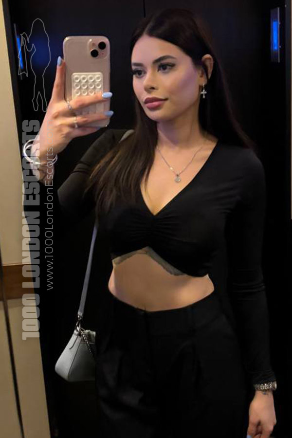 34D Pierced Nipples Girl London Escort