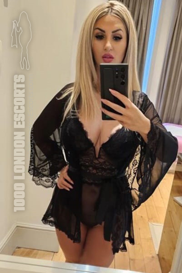 36D Super Natural Busty London Escort