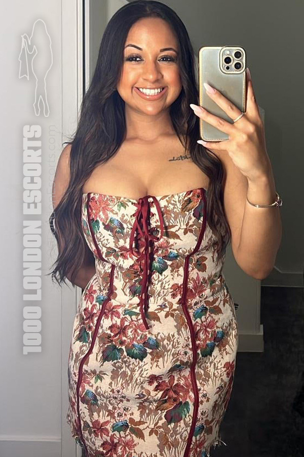 34D Visiting London Escort